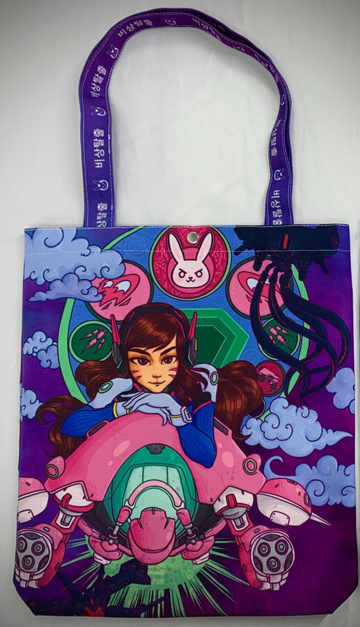 D.Va Button Tote